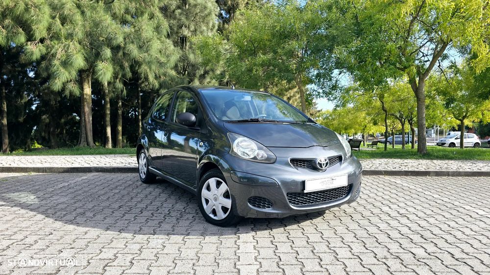 Toyota Aygo 1.0 + AC - 3