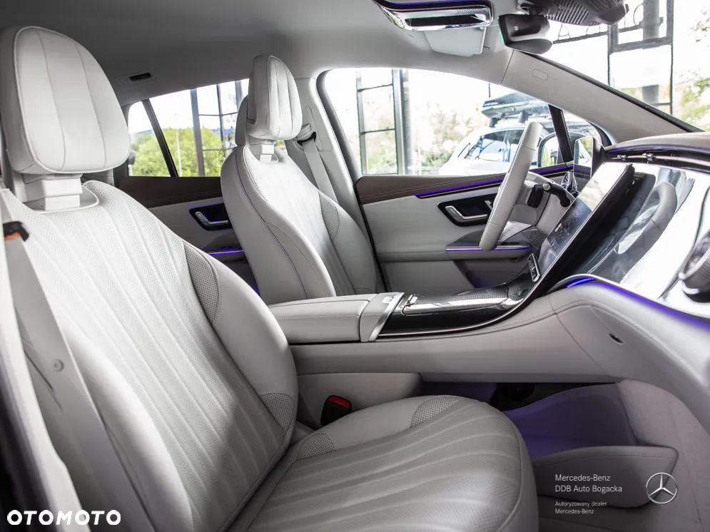 Mercedes-Benz EQE 300 90.5kWh Electric Art - 4