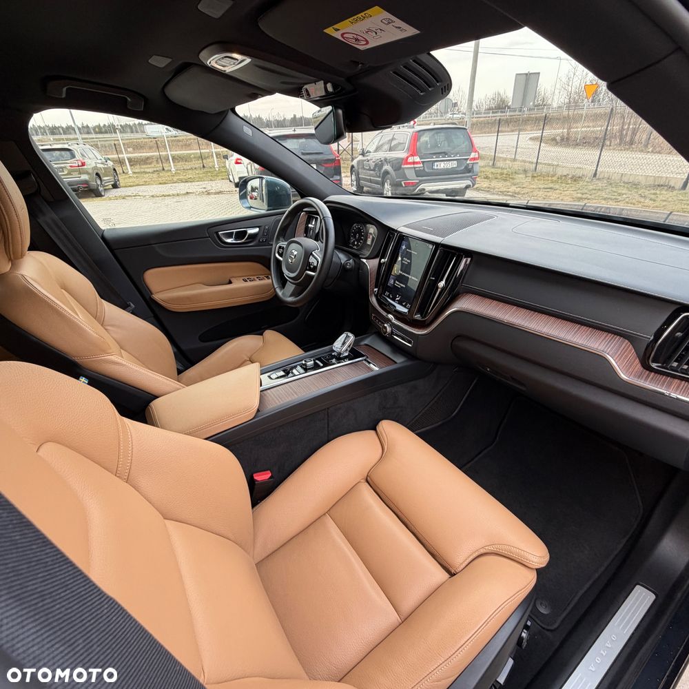 Volvo XC 60 T5 GPF AWD Inscription - 11