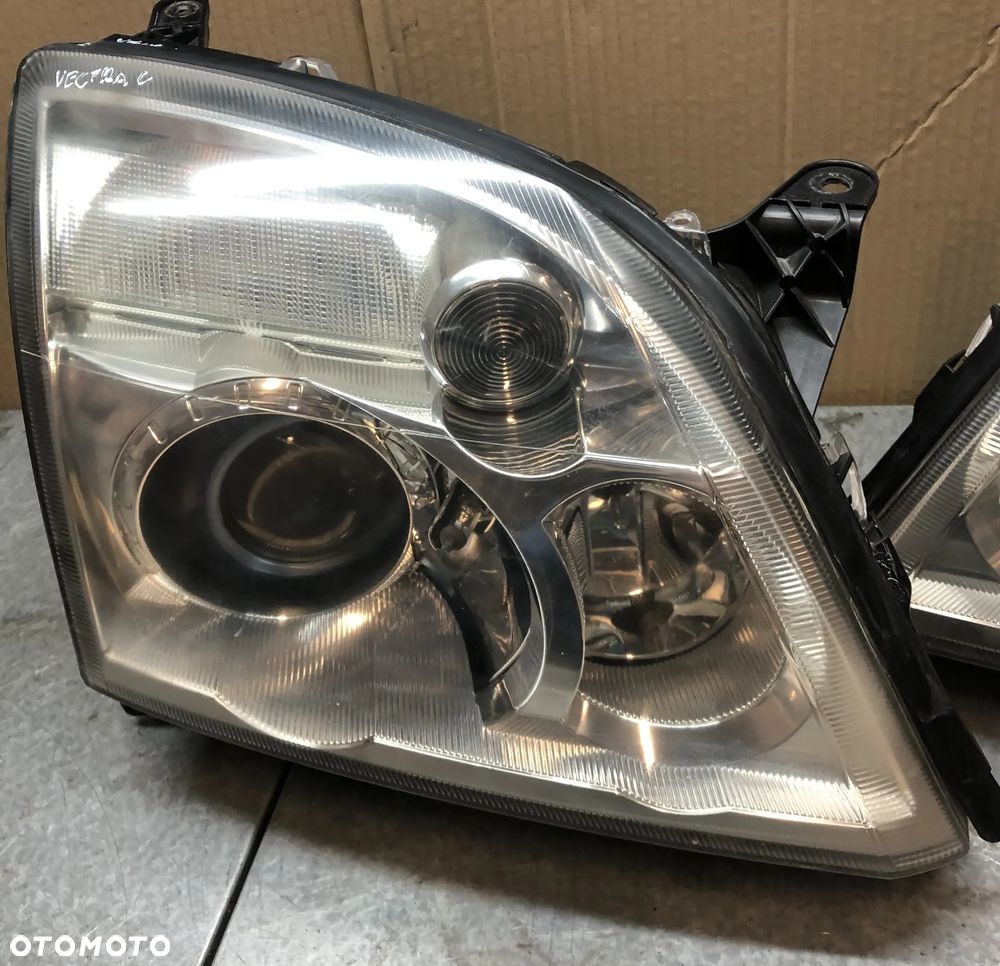 OPEL VECTRA C LAMPA PRZEDNIA PRAWA XENON SKRĘTNY EUROPA 159872-00 - 11