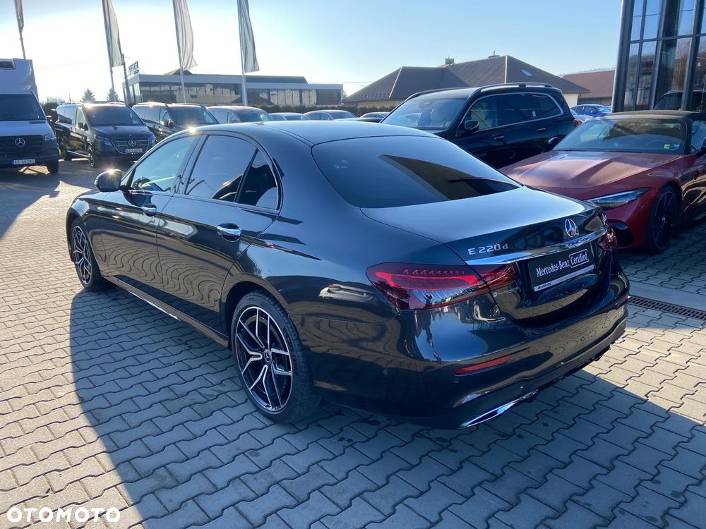 Mercedes-Benz Klasa E 220 d 4-Matic AMG - 4
