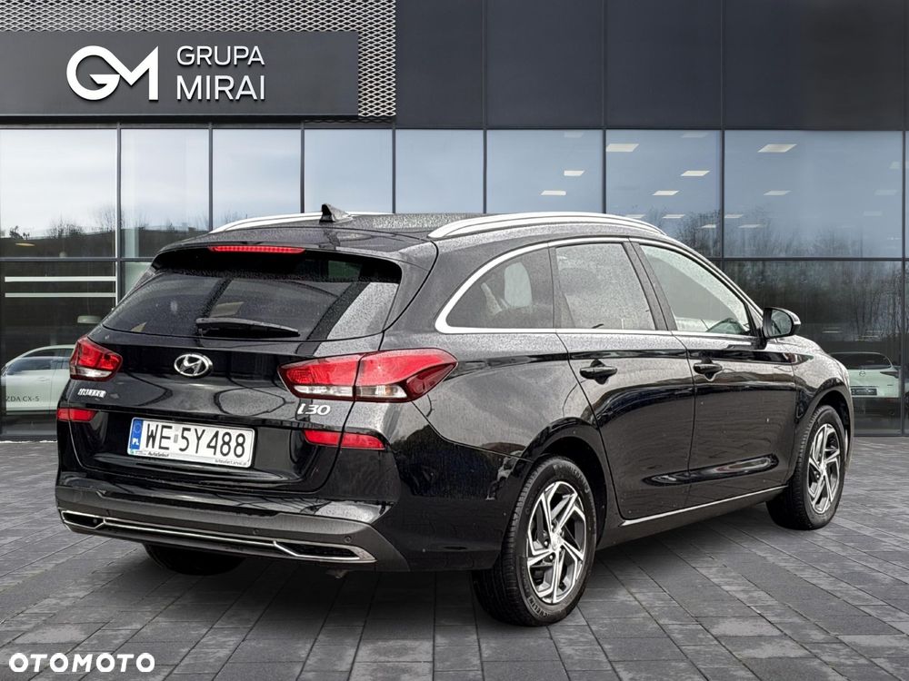 Hyundai i30 1.5 DPI Smart - 5