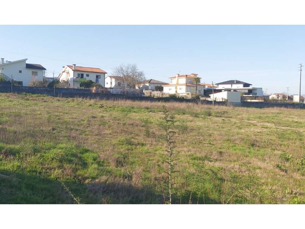 Terreno ou lotes para moradias geminadas de 2 pisos - Grande imagem: 5/9