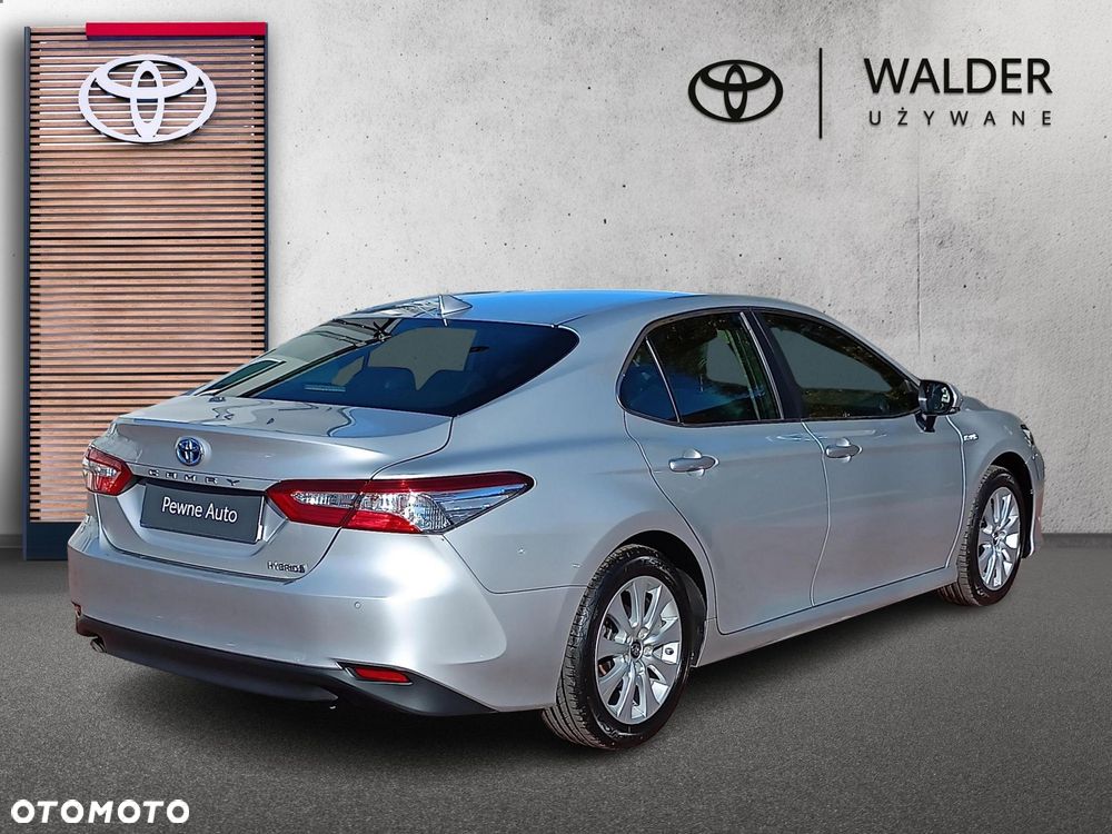 Toyota Camry 2.5 Hybrid Comfort CVT - 8