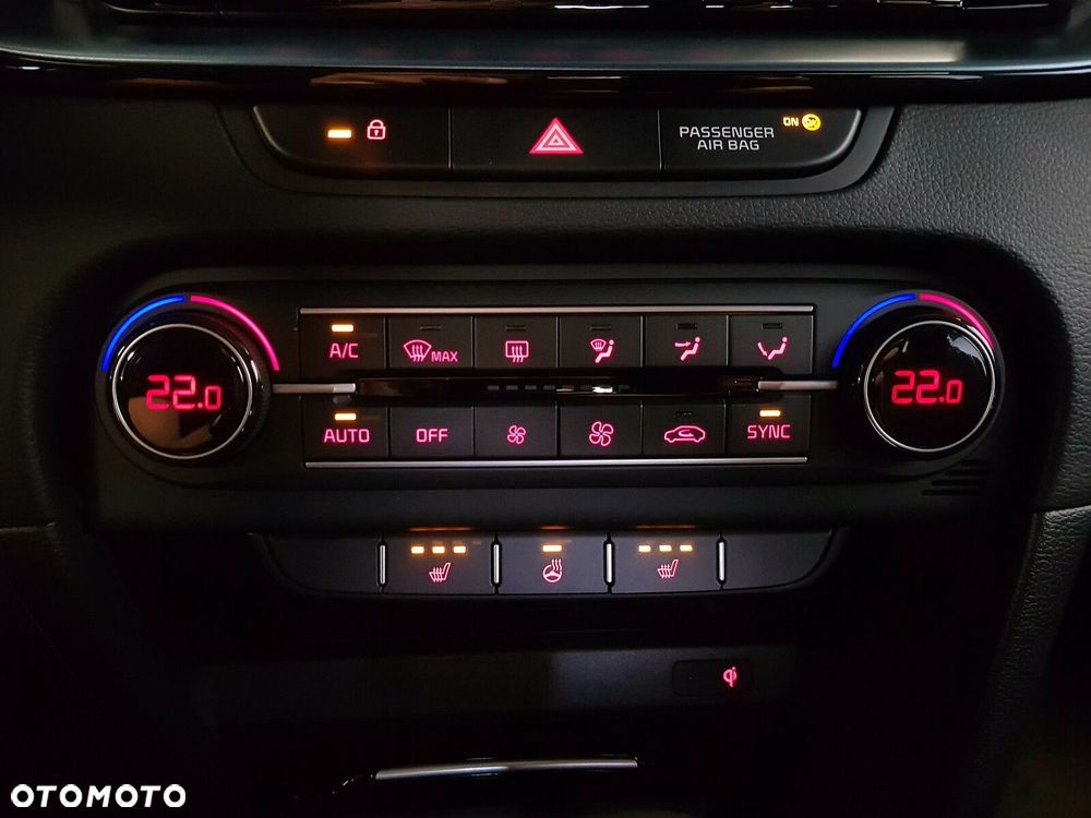 Kia XCeed 1.6 T-GDI Tribute DCT - 22