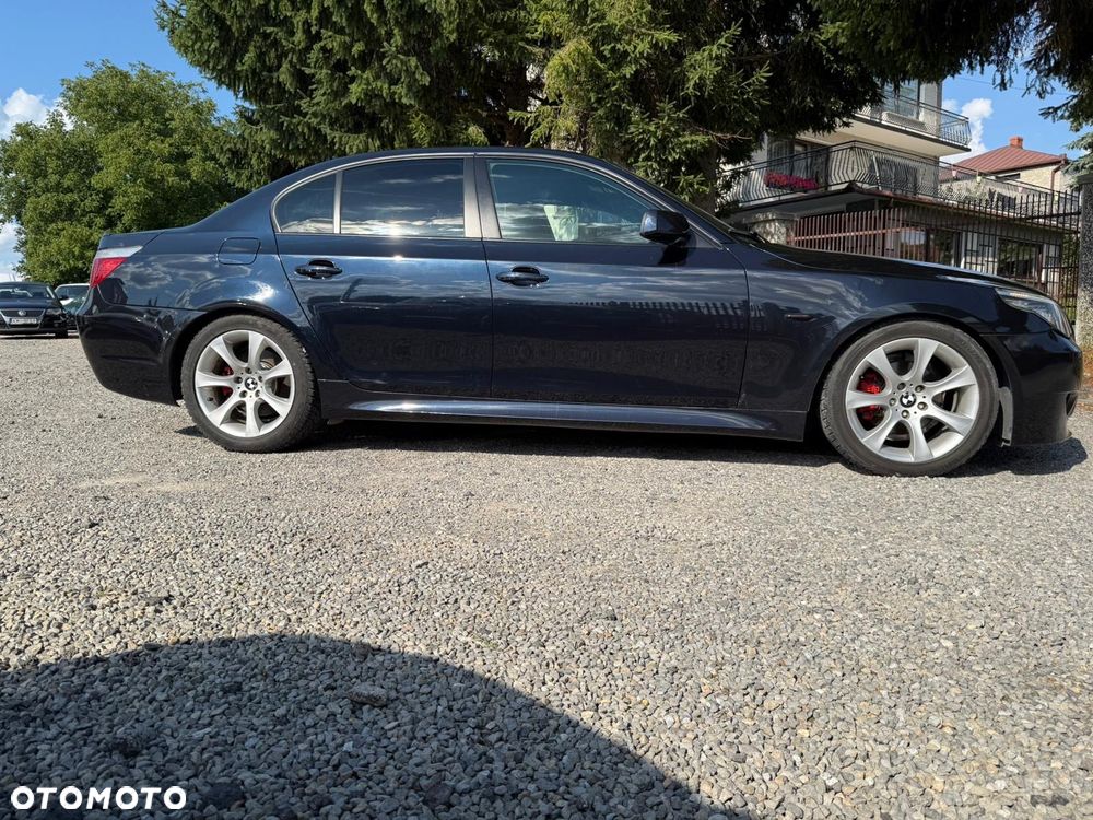 BMW Seria 5 523i - 40