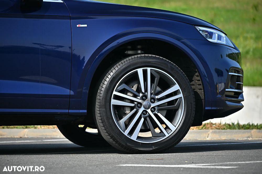 Audi Q5 55 TFSIe quattro S tronic S line business - 17