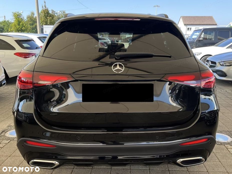 Mercedes-Benz GLC - 4