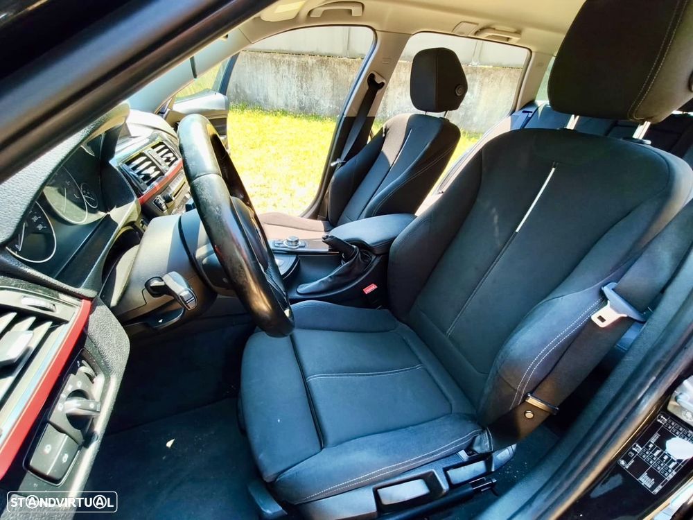BMW 320 d Auto Pack M - 16