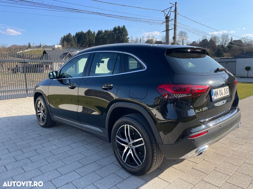 Mercedes-Benz GLA 250 4MATIC 8G-DCT Progressive - 8
