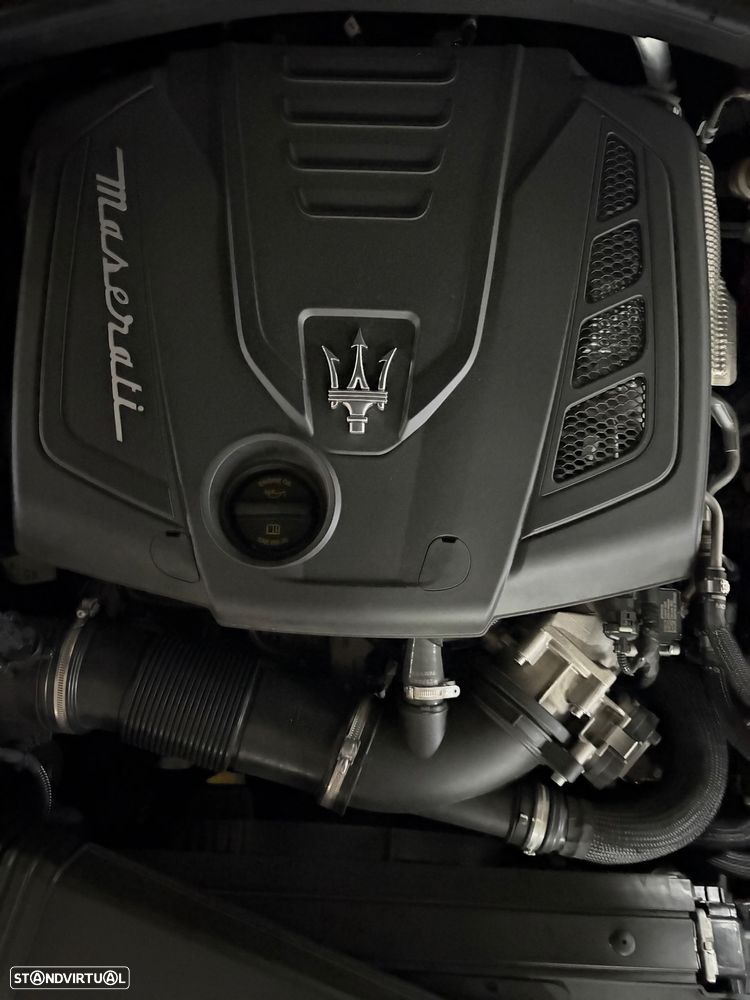 Maserati Ghibli Hybrid - 42