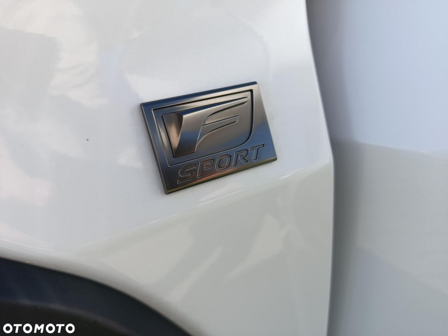 Lexus UX 250h GPF F Sport Design 2WD - 20