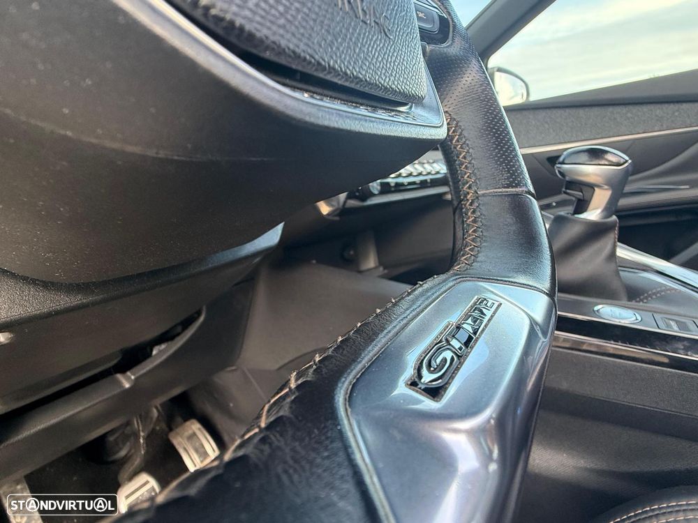 Peugeot 3008 1.2 PureTech GT Line - 6
