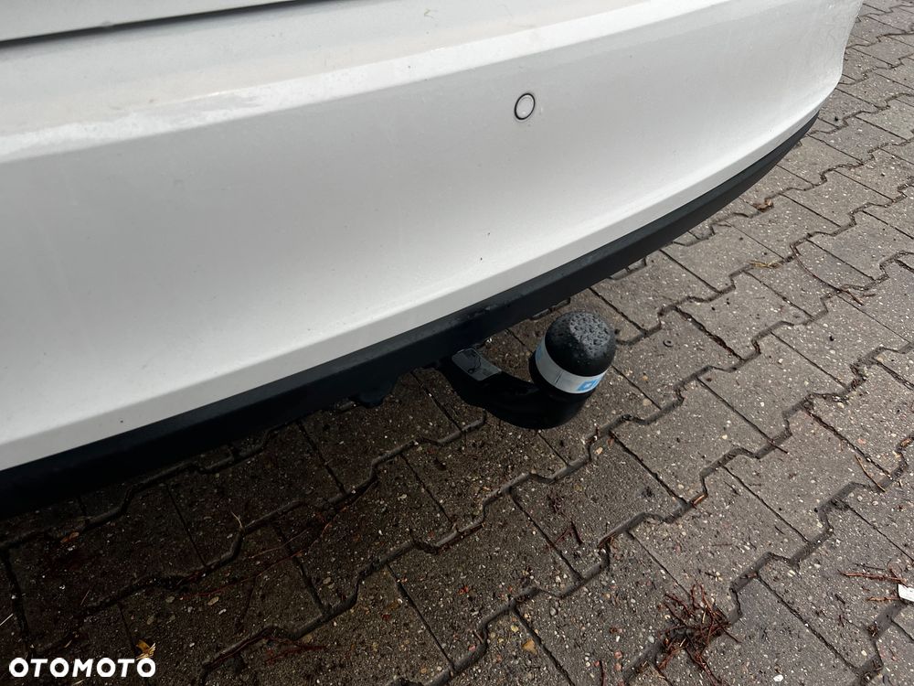 Skoda RAPID Spb 1.4 TSI Ambition Max DSG - 24