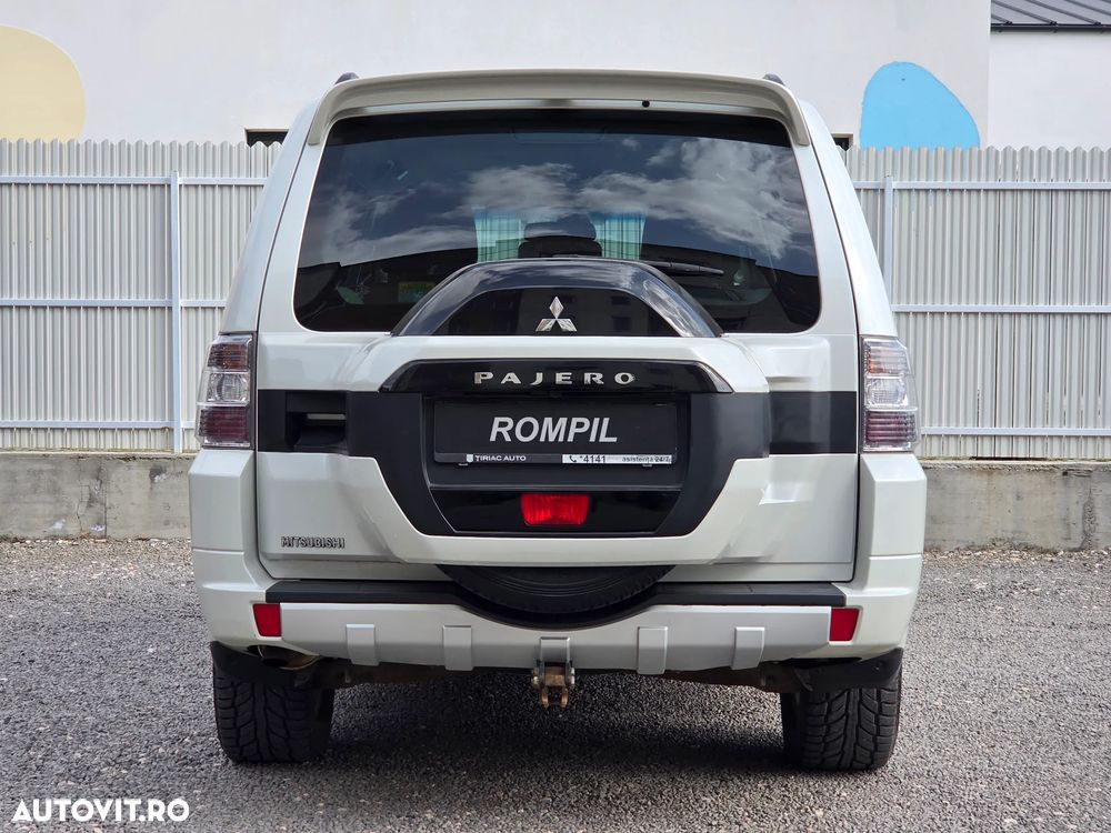 Mitsubishi Pajero 3.2 DI-D Instyle - 7