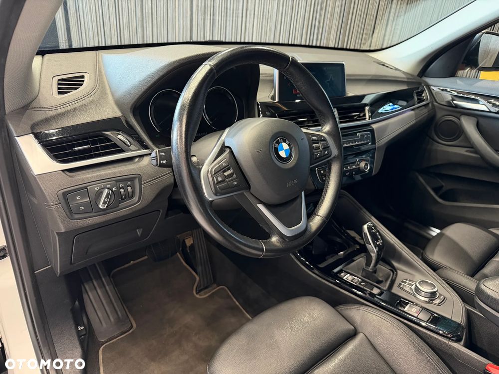 BMW X1 sDrive18i Sport Line - 6