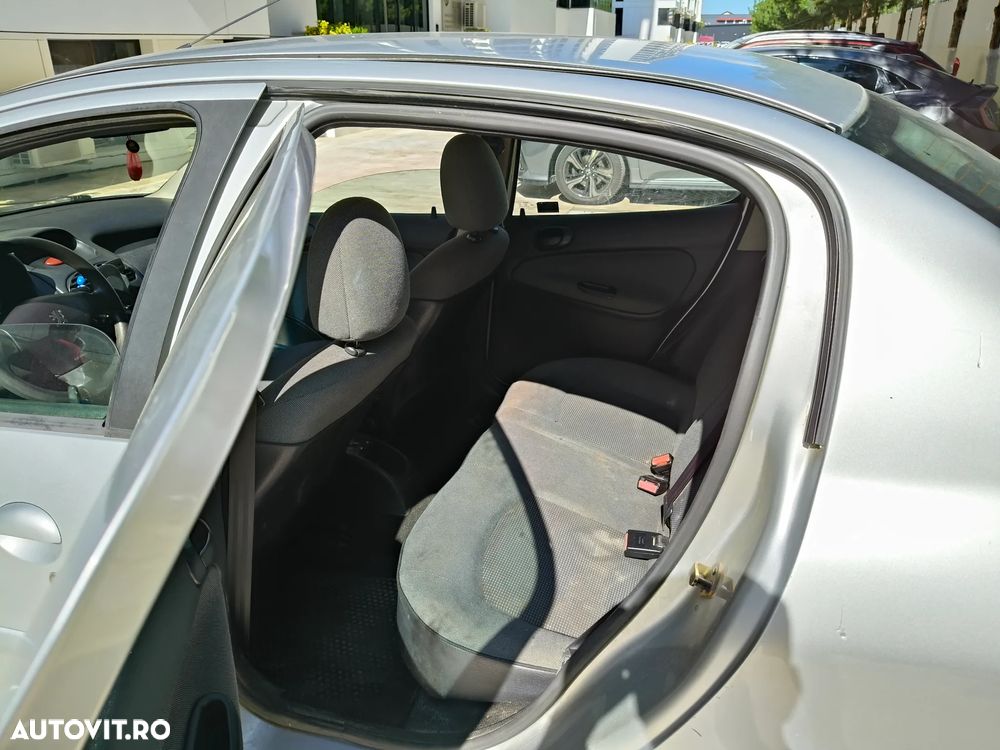 Peugeot 206 1.4E XT - 10