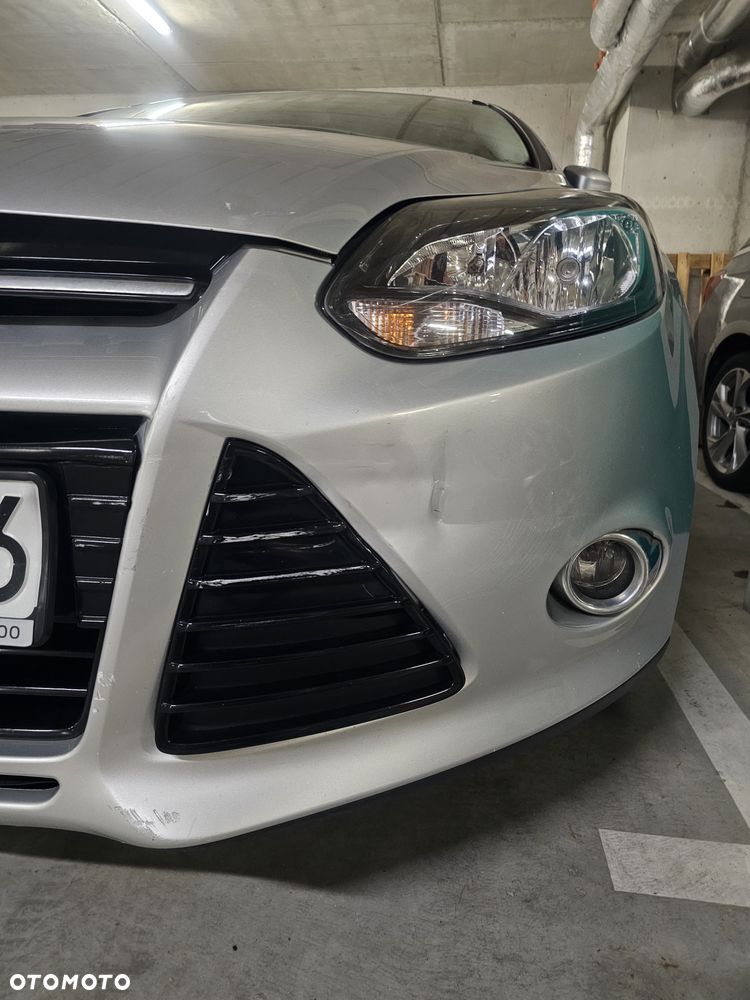 Ford Focus 1.6 EcoBoost Titanium - 12
