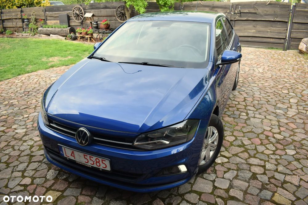 Volkswagen Polo - 2