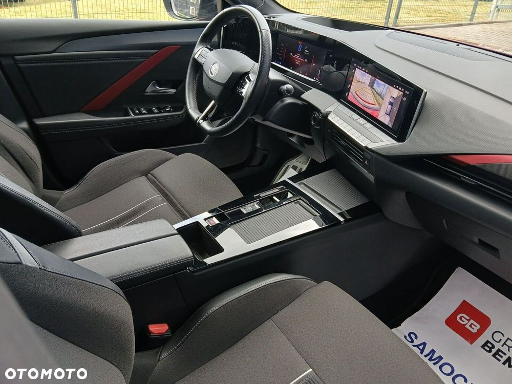 Opel Astra 1.6 T Plug-in Hybrid GS - 10