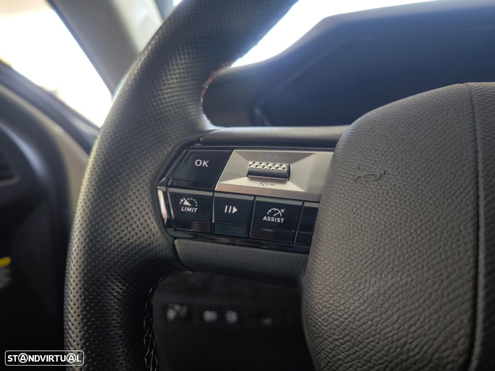 DS DS4 E-Tense Performance Line EAT8 - 21