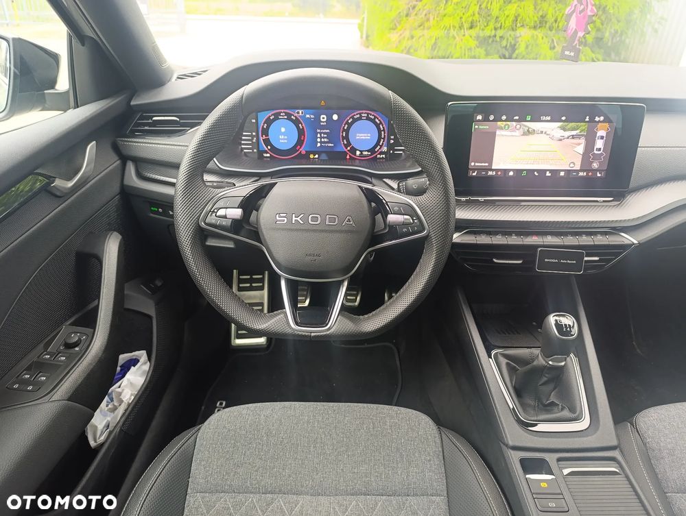 Skoda Octavia 1.5 TSI ACT Sportline - 22