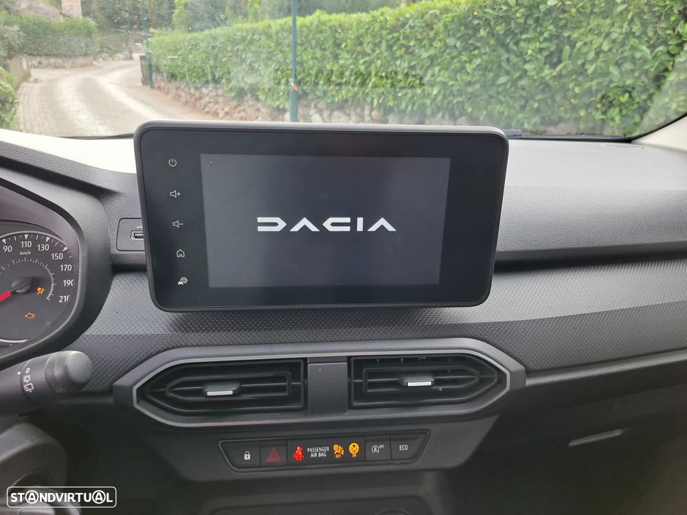 Dacia Sandero 1.0 ECO-G Essential Bi-Fuel - 27