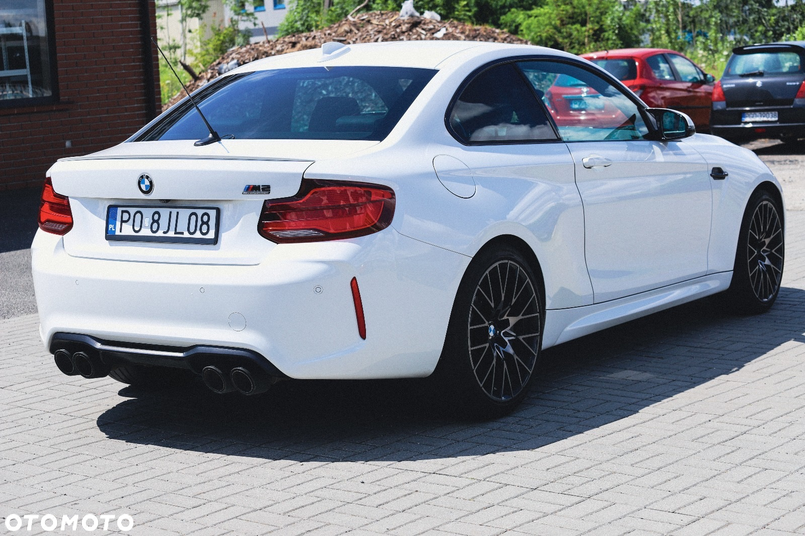 BMW M2 Competition - 11