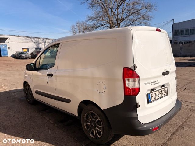 Ford transit courier - 5