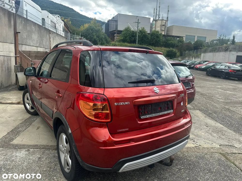 Suzuki SX4 1.9 DDiS DPF 4x4 Comfort - 6