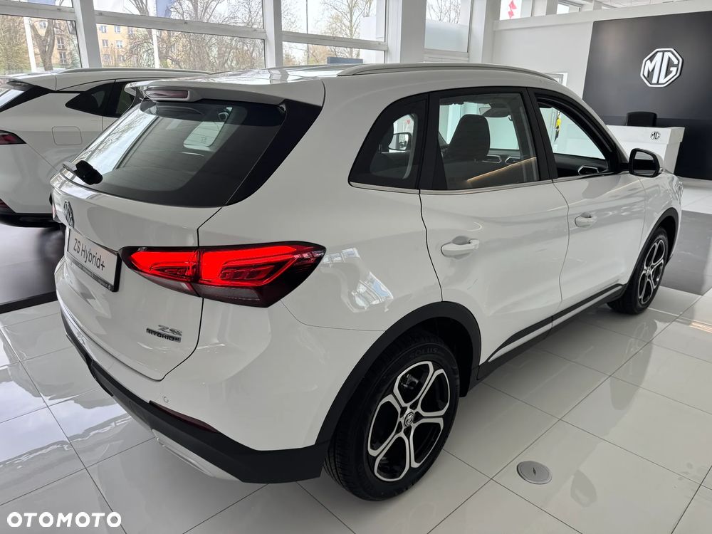 MG ZS 1.5 HEV+ Excite - 8