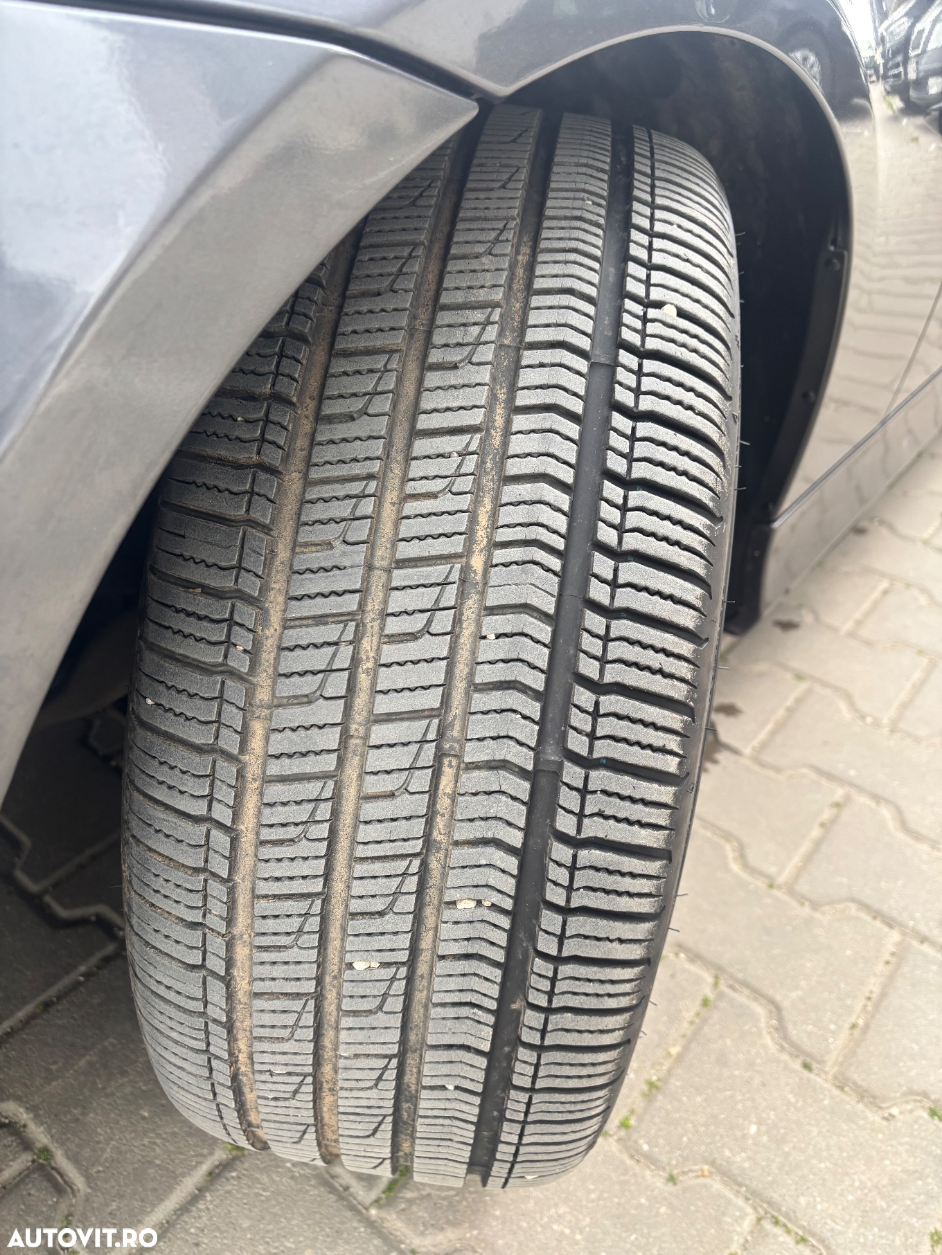 BMW Seria 3 318d Touring - 32