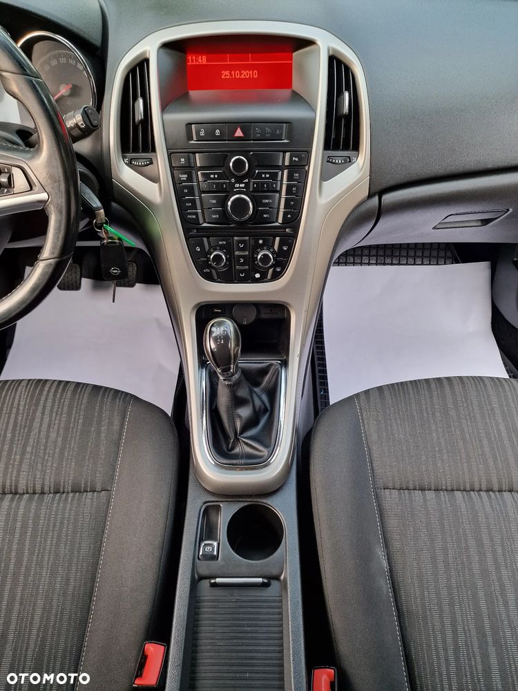 Opel Astra 1.6 Cosmo - 16