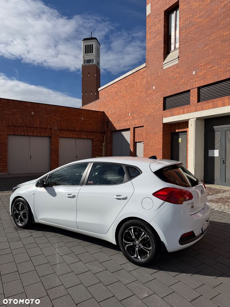 Kia Ceed 1.4 M - 16