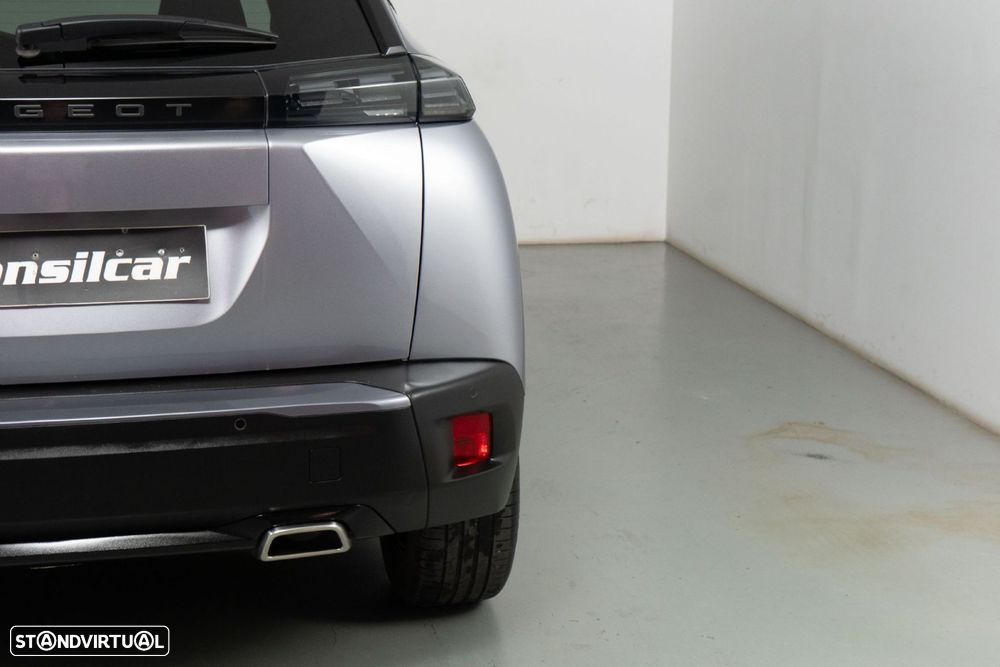 Peugeot 2008 1.2 Hybrid Allure e-DCS6 - 17