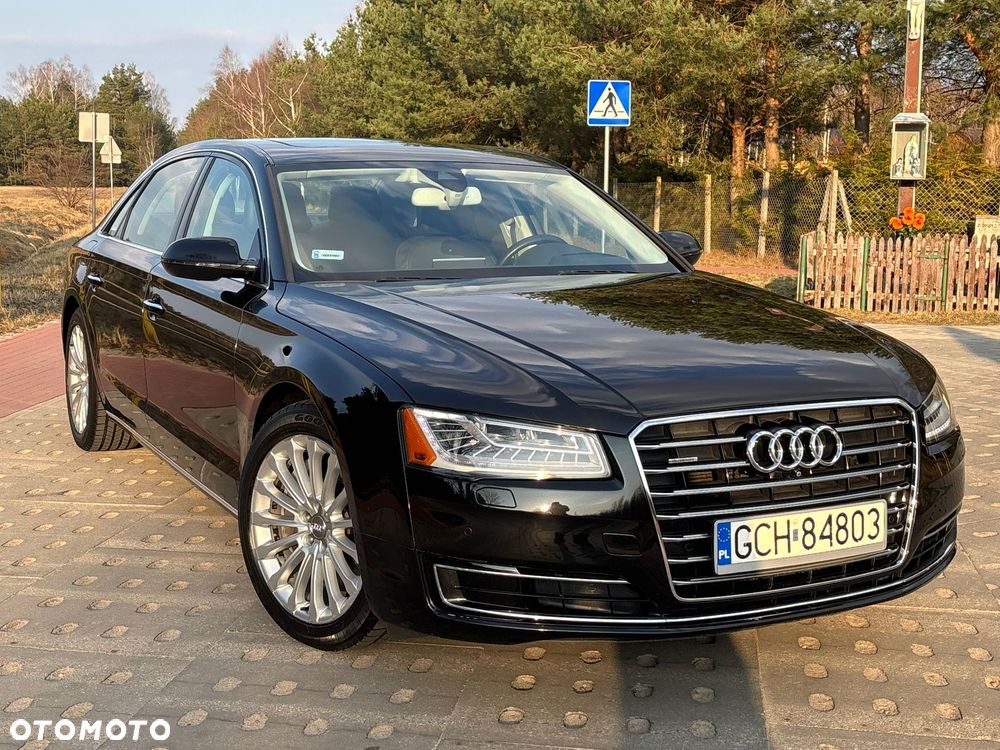 Audi A8 - 8