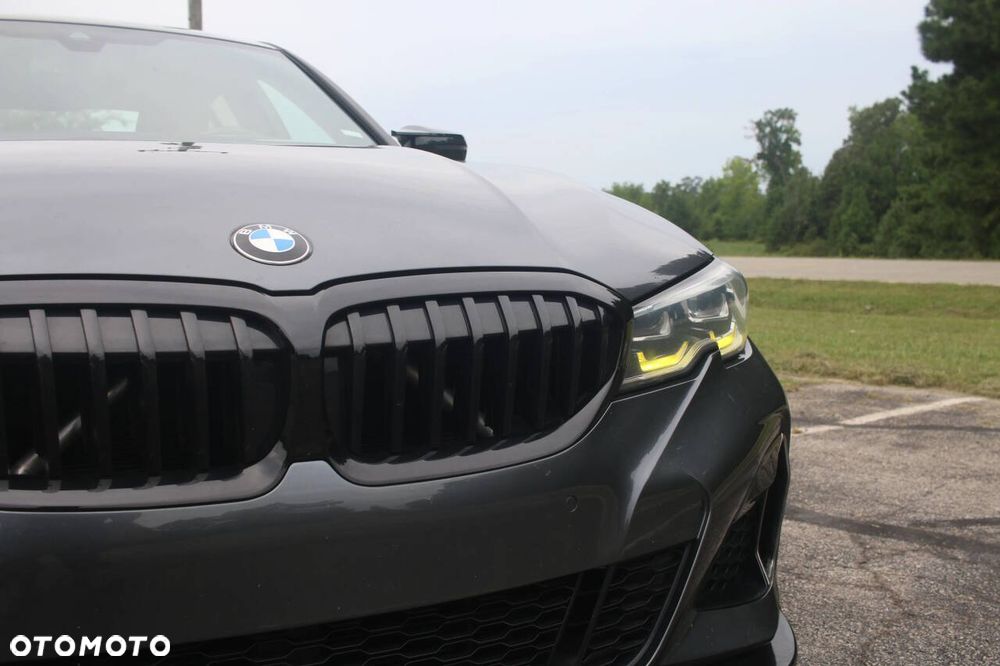 BMW Seria 3 330i xDrive M Sport - 8