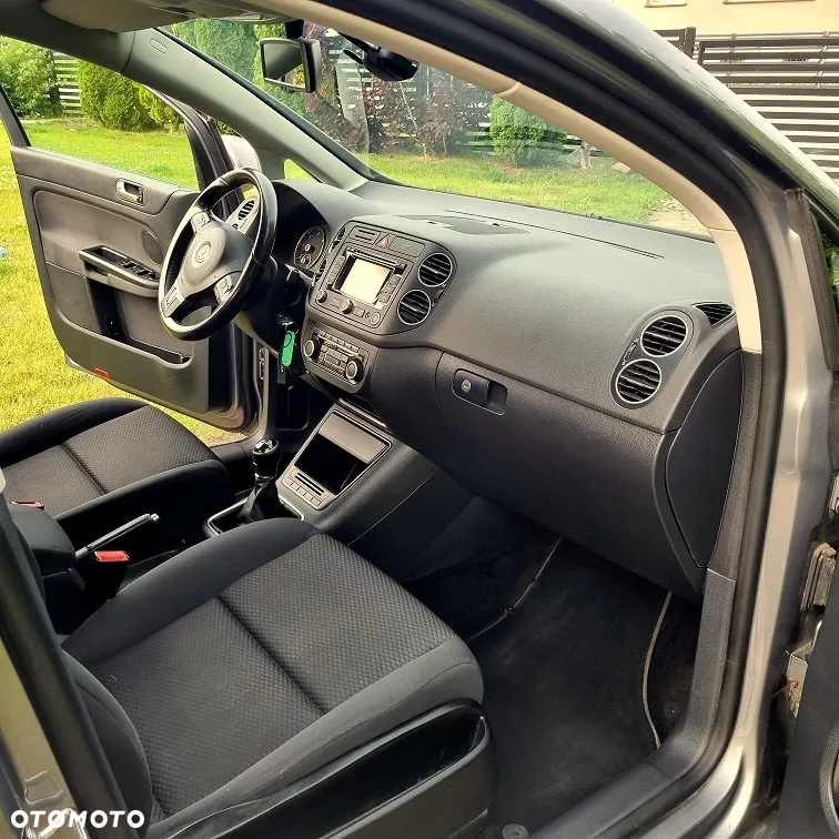 Volkswagen Golf Plus 1.6 TDI BlueMot Trendline - 25