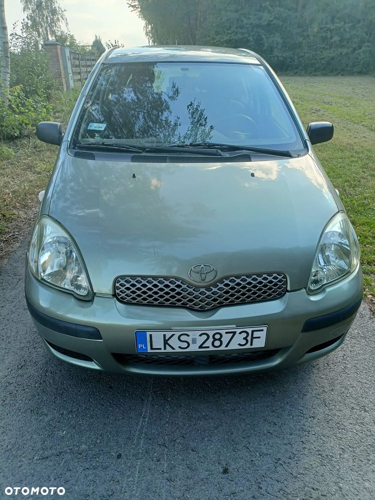 Toyota Yaris - 2