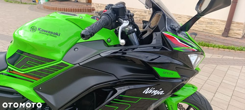 Kawasaki Ninja - 27