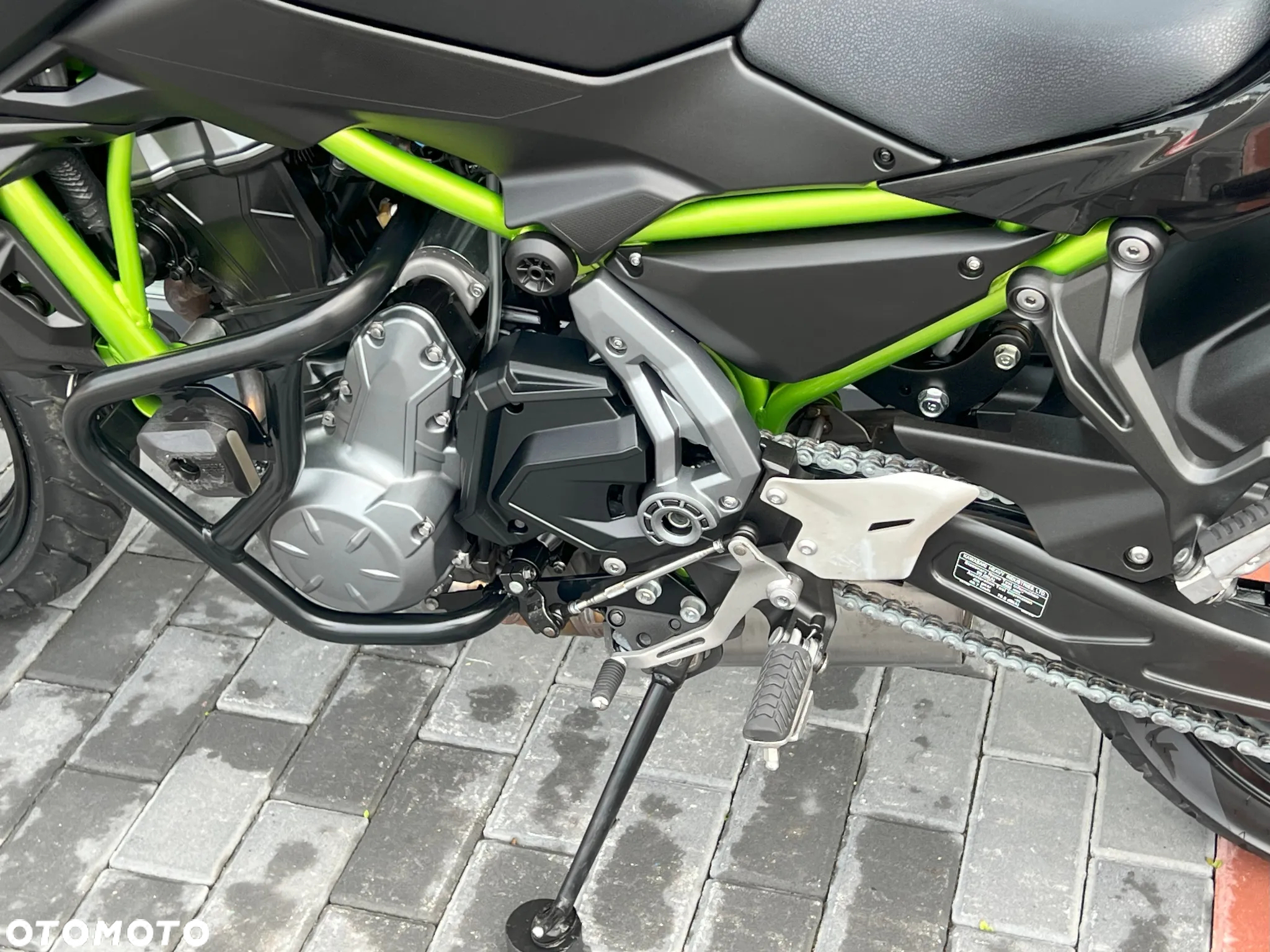 Kawasaki Z 650 - 18