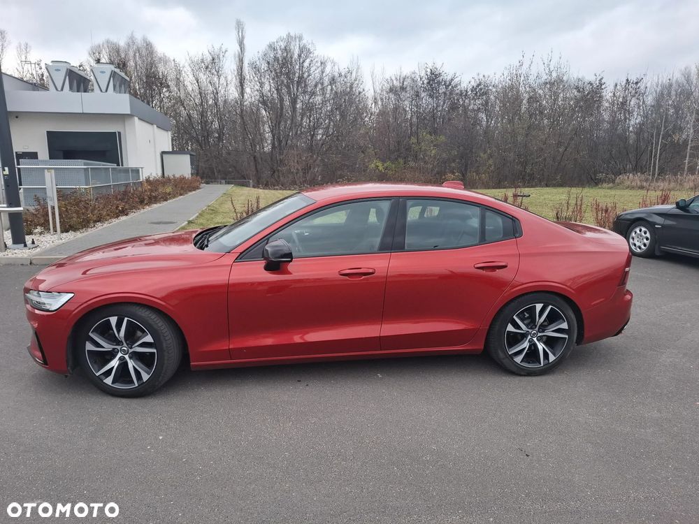 Volvo S60 T4 R-Design - 4