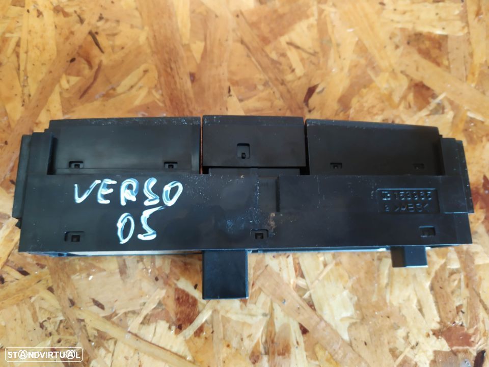 BOTÃO 4 PISCAS TOYOTA COROLLA VERSO AR10 04-08 - 2