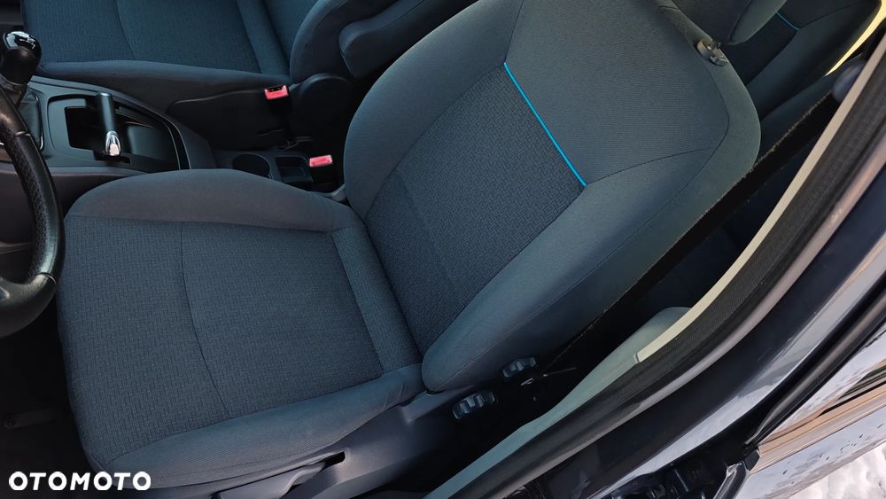 Ford Galaxy 2.0 Titanium - 17