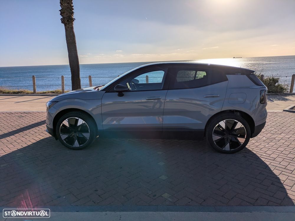 Volvo EX30 69 kWh Single Motor Extended Range Ultra - 2