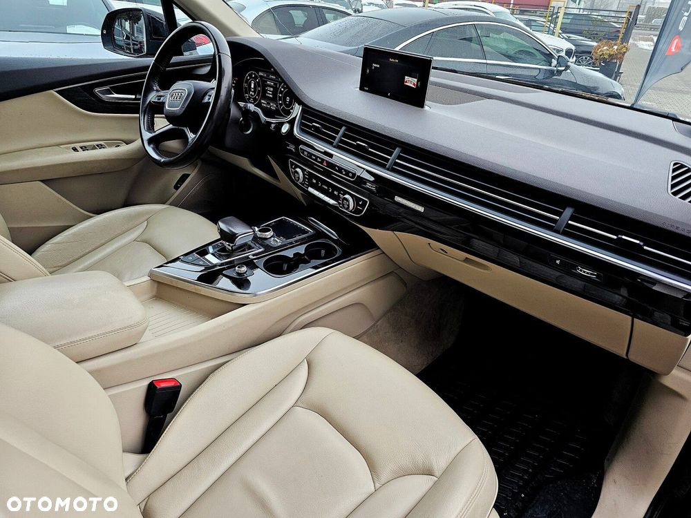 Audi Q7 - 14