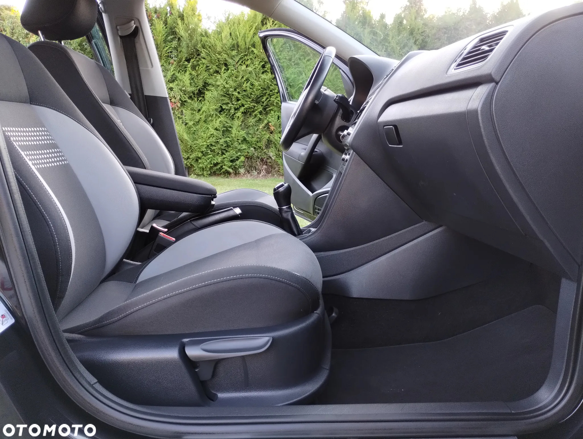 Volkswagen Polo 1.6 TDI Life - 33
