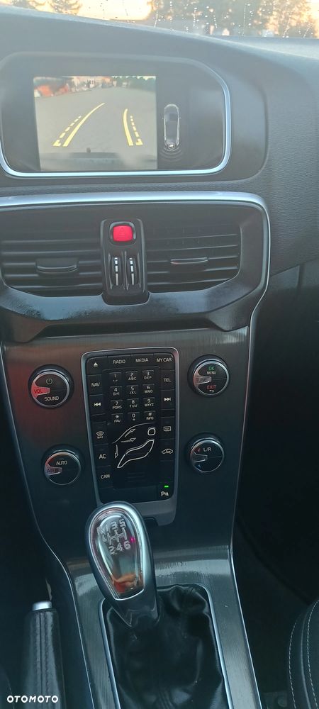 Volvo V40 - 15