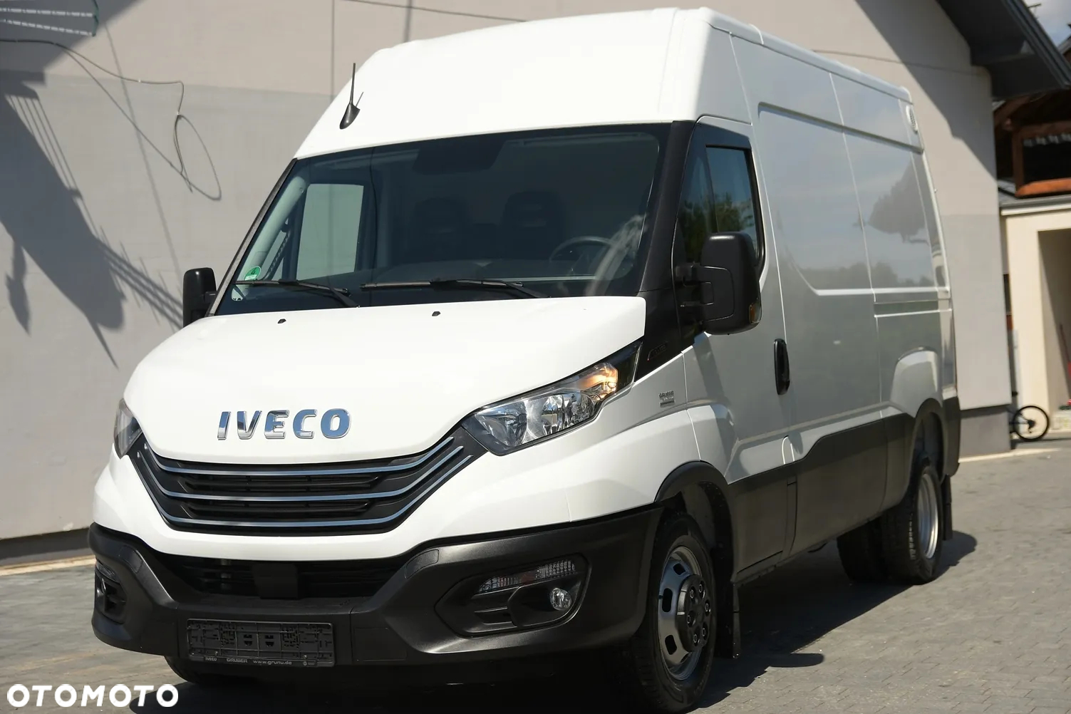 Iveco DAILY 35-180 BLIŹNIAK * 3.0 Diesel 180KM * PRZEBIEG: 25 000 *BLOKADA MOSTU * BOAGTY! * JAK NOWY! - 2