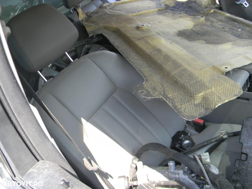 Dezmembrari  Mercedes-Benz C-CLASS (W204)  2007  > 2014 C 200 CDI (20 - 19